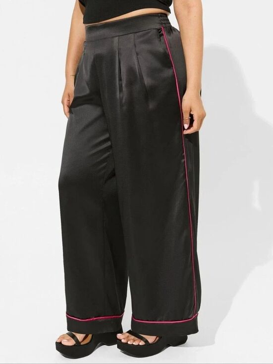 torrid Pants - Torrid Black Wide-Leg Satin Pants with Pink Piping - New